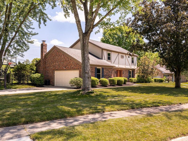 3252 Noreen Court, Columbus, OH 43221 Photo 1