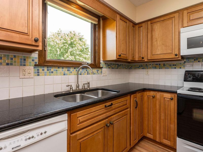 3252 Noreen Court, Columbus, OH 43221 Photo 12