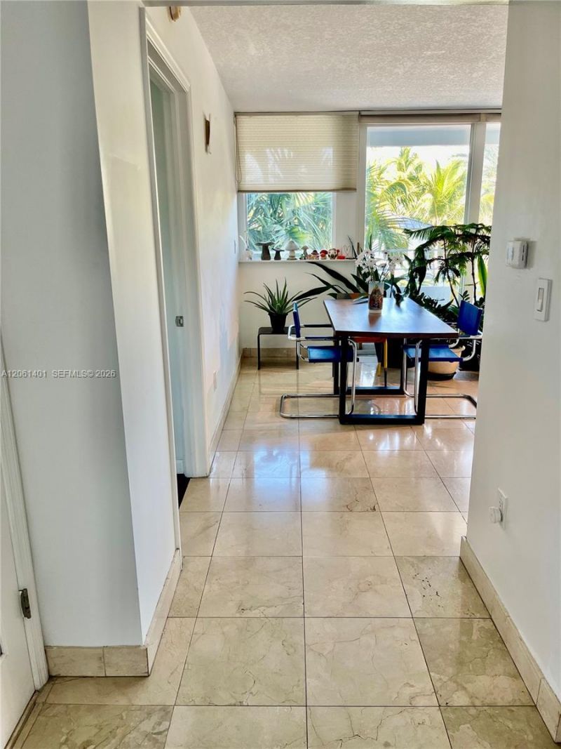 7800 Collins Ave, Unit 309, Miami Beach, FL 33141 Photo