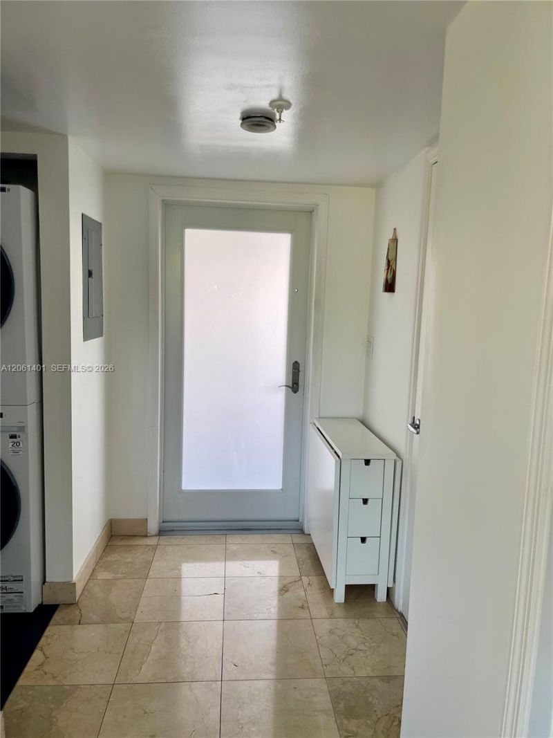 7800 Collins Ave, Unit 309, Miami Beach, FL 33141 Photo