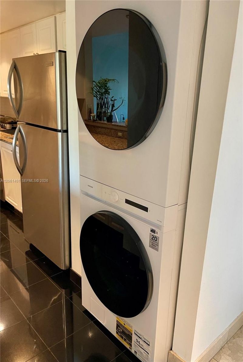 7800 Collins Ave, Unit 309, Miami Beach, FL 33141 Photo