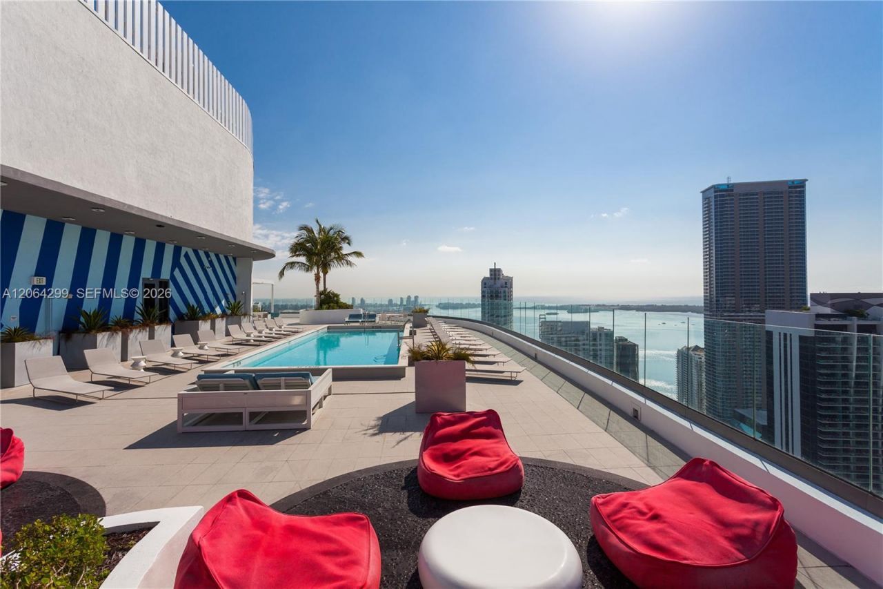 45 SW 9th St , Unit 2306, Miami, FL 33130 Photo