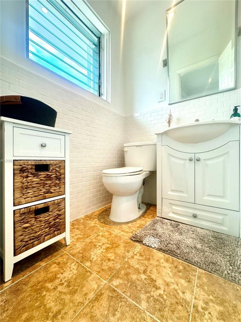 10178 Collins Ave , Unit 205, Bal Harbour, FL 33154 Photo