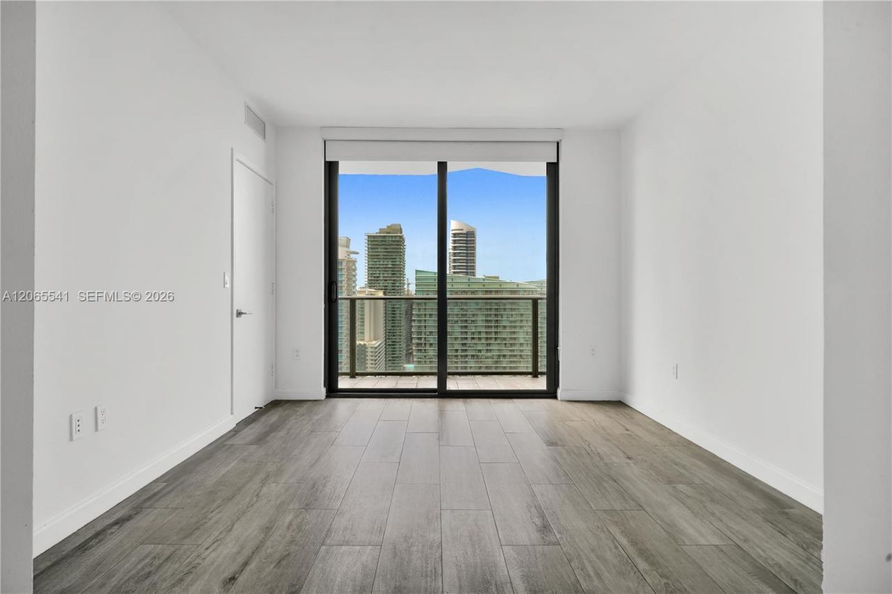 55 SW 9th St , Unit 3504, Miami, FL 33130 Photo