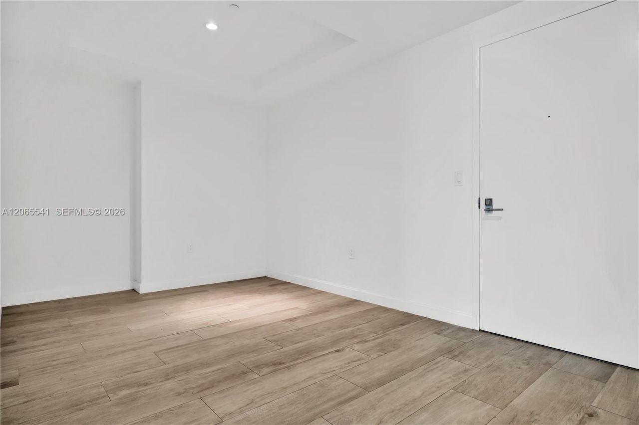 55 SW 9th St , Unit 3504, Miami, FL 33130 Photo