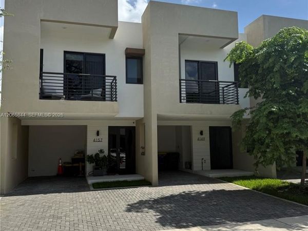 4149 N Oak Pl, Dania Beach, FL 33314