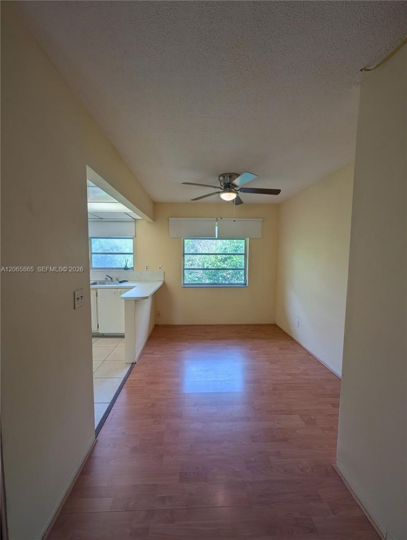 900 Tallwood Ave, Unit 305, Hollywood, FL 33021 Photo