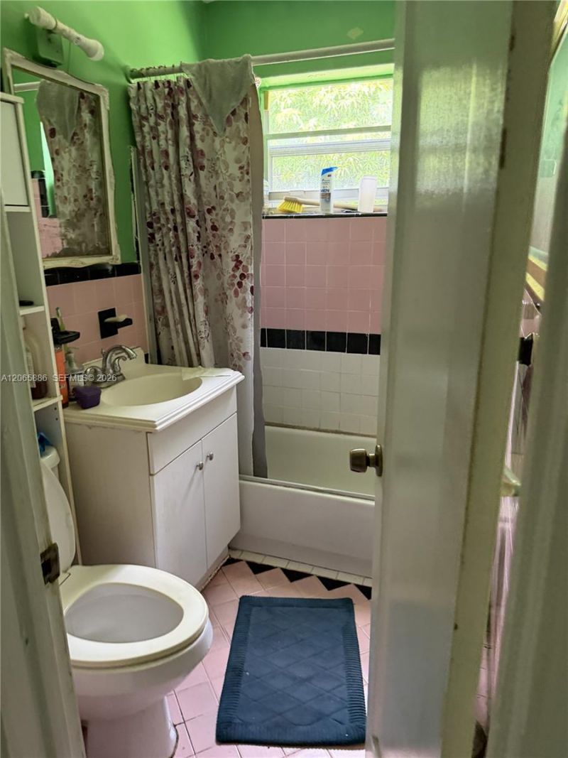 123 Ronald Rd, West Park, FL 33023 Photo
