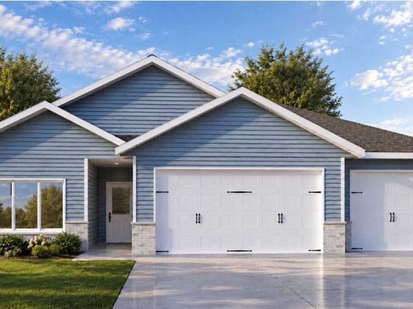 8383 61st Street S, Horace, ND 58047