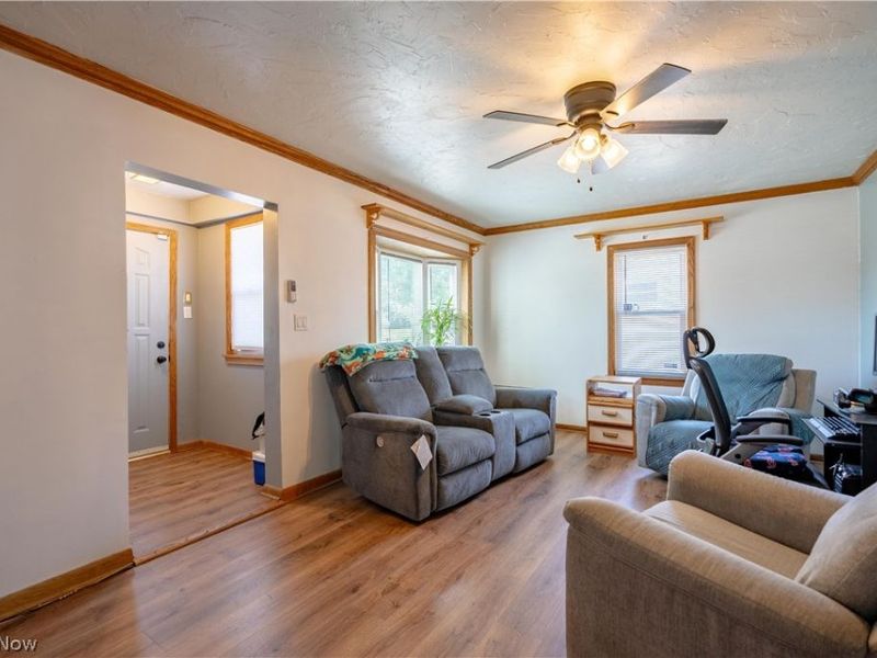 125 Clinton Avenue, Akron, OH 44301 Photo 5