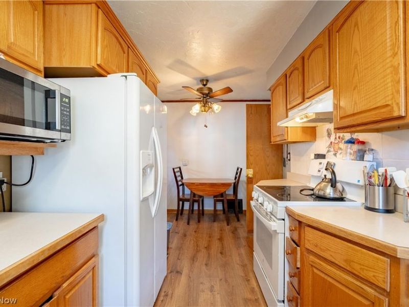 125 Clinton Avenue, Akron, OH 44301 Photo 9