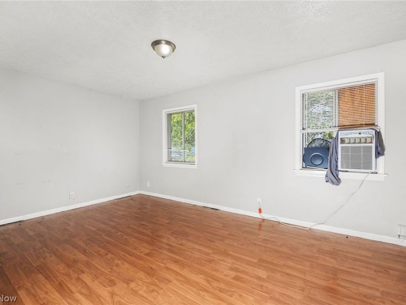 4190 Victory Boulevard, Cleveland, OH 44135 Photo 15