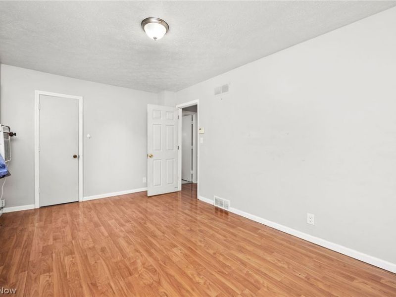 4190 Victory Boulevard, Cleveland, OH 44135 Photo 16