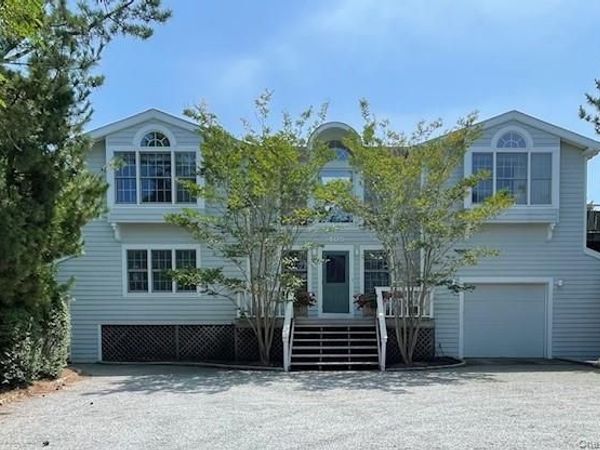 405 Dune Road , Westhampton Beach, NY 11978