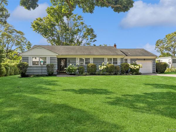 270 Opechee Avenue, Southold, NY 11971