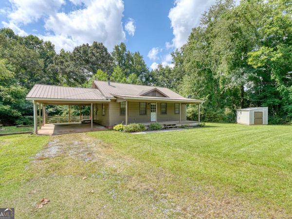 723 Bugscuffle Road, Hiawassee, GA 30546