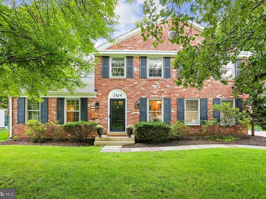 2414 Chilham Place, Potomac, MD 20854 Main Photo