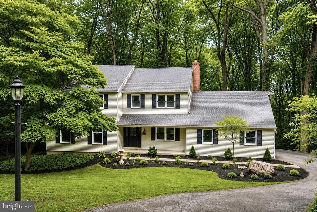 1038 EDGEWOOD CHASE, GLEN MILLS, PA 19342