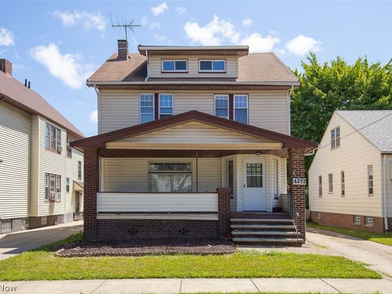 4253 W 50th Street, Cleveland, OH 44144 Photo 3