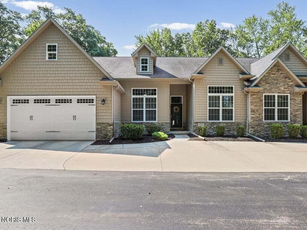 6423 Thamletz Drive, Sylvania, OH 43560 Main Photo