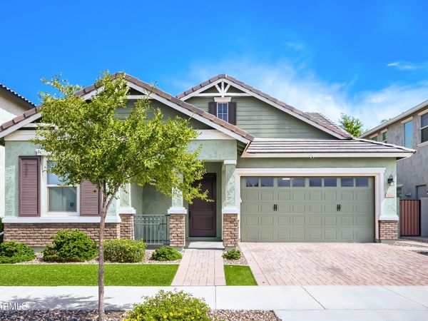 4052 E BETHENA Street, Gilbert, AZ 85295