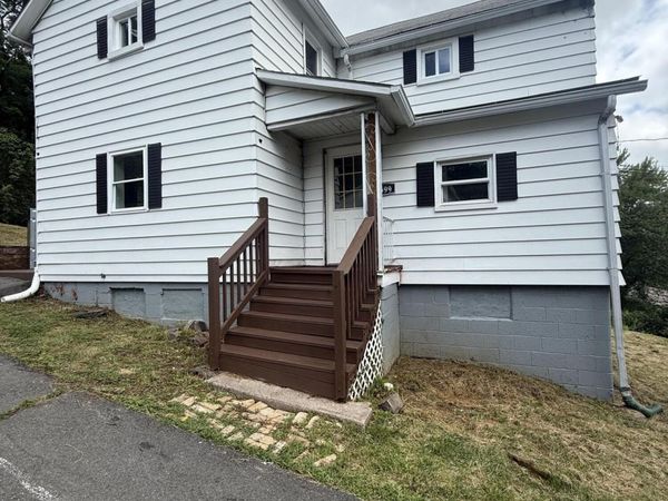 1699 W Main Street, Plymouth, PA 18651