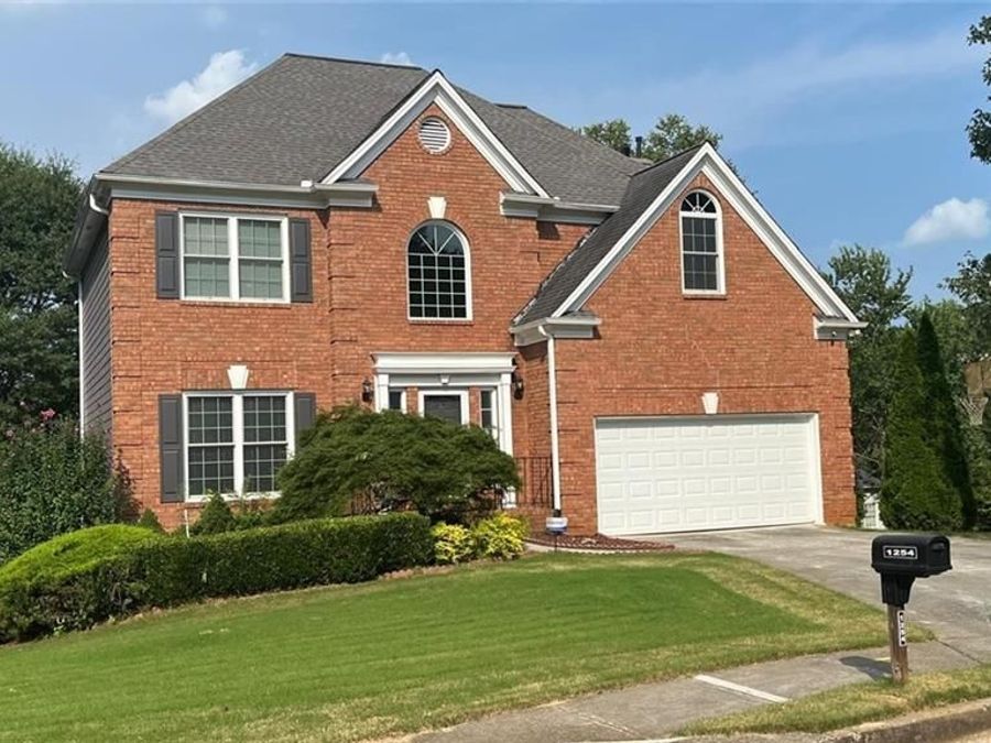 Property Image 1