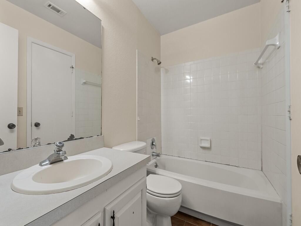 1494 SE Colchester Circle, Port Saint Lucie, FL 34952 Photo
