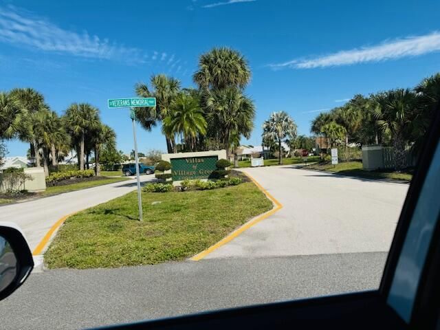 1494 SE Colchester Circle, Port Saint Lucie, FL 34952 Photo