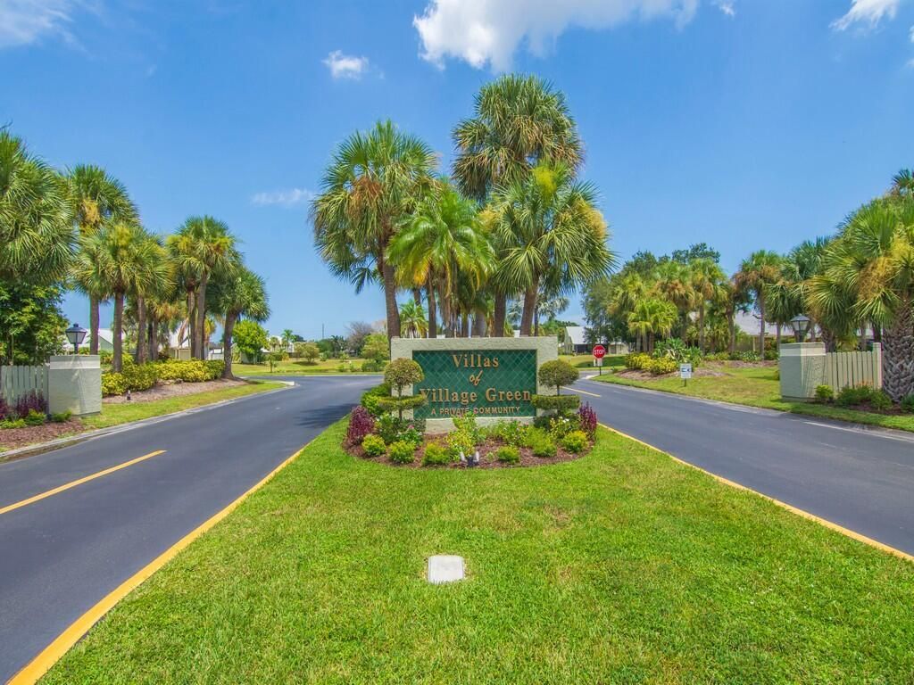 1494 SE Colchester Circle, Port Saint Lucie, FL 34952 Photo