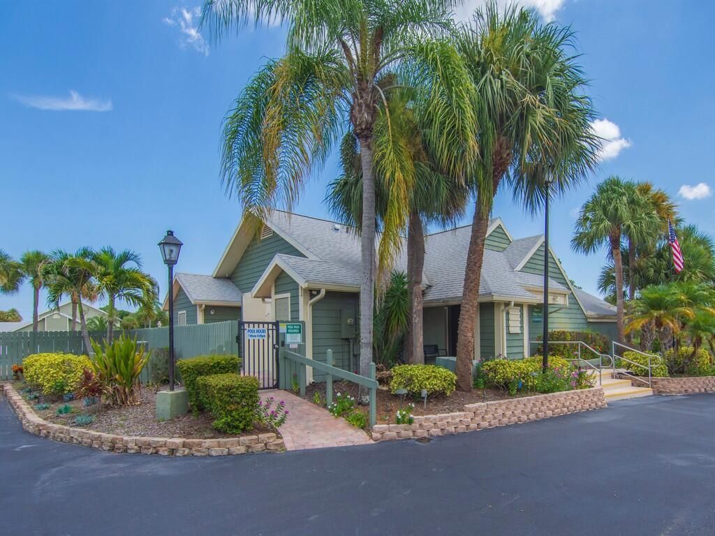 1494 SE Colchester Circle, Port Saint Lucie, FL 34952 Photo