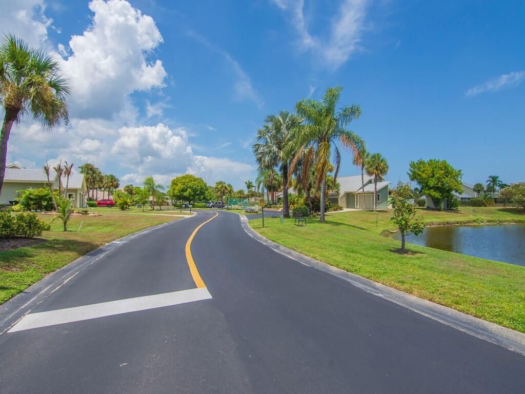 1494 SE Colchester Circle, Port Saint Lucie, FL 34952 Photo