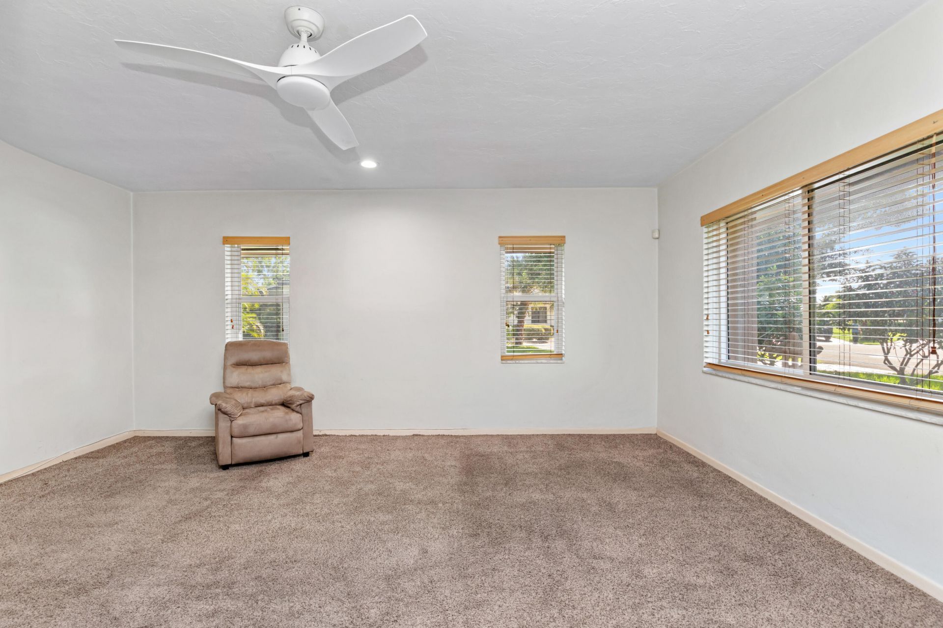 6207 Jacaranda Circle, Tamarac, FL 33319 Photo