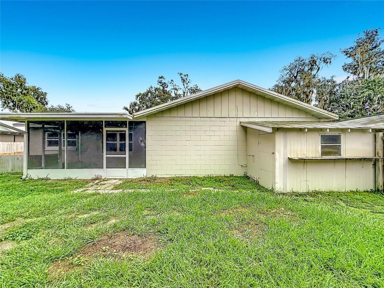 1218 Cr 450, Lake Panasoffkee, FL 33538 Photo