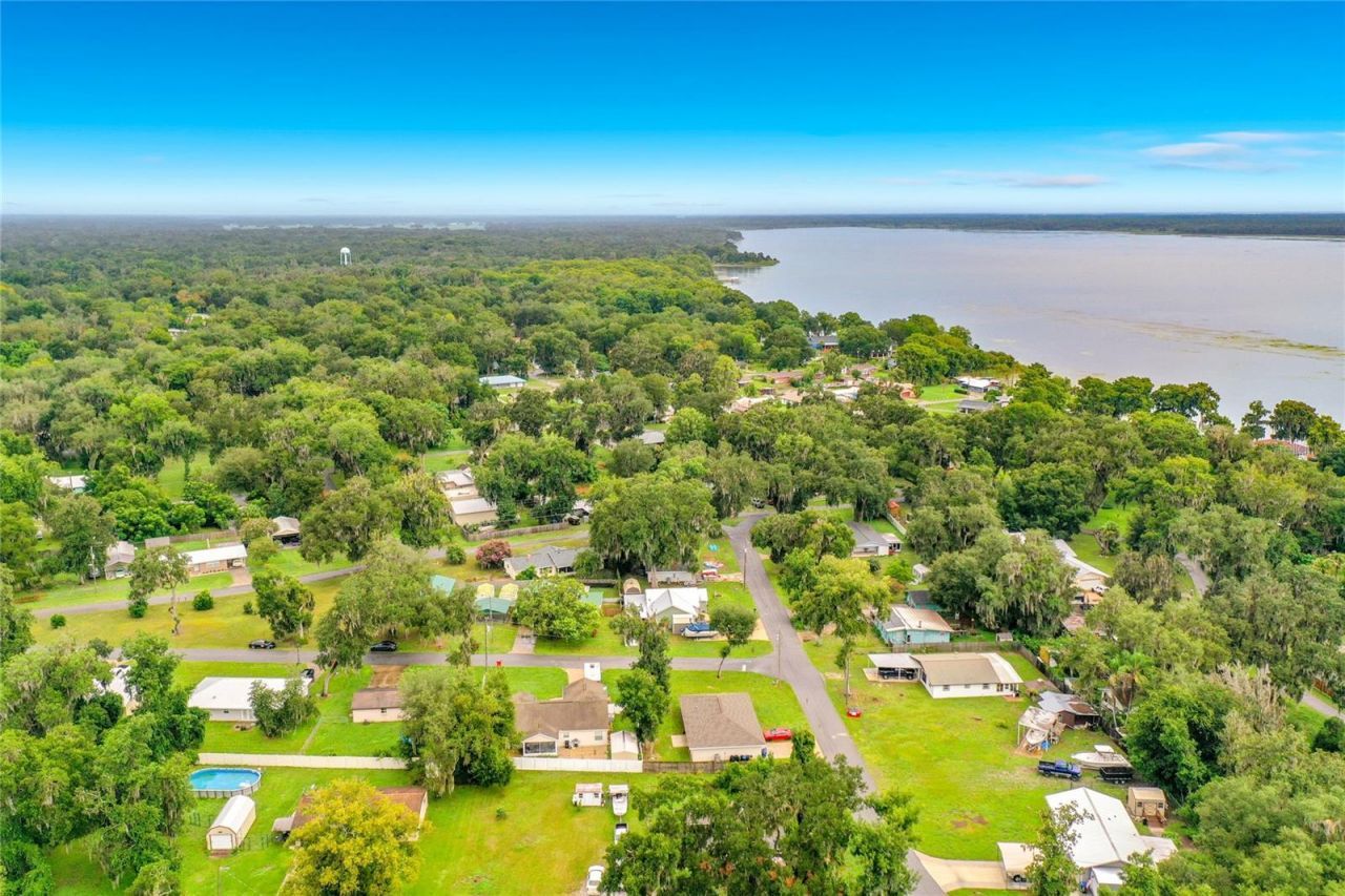 1218 Cr 450, Lake Panasoffkee, FL 33538 Photo