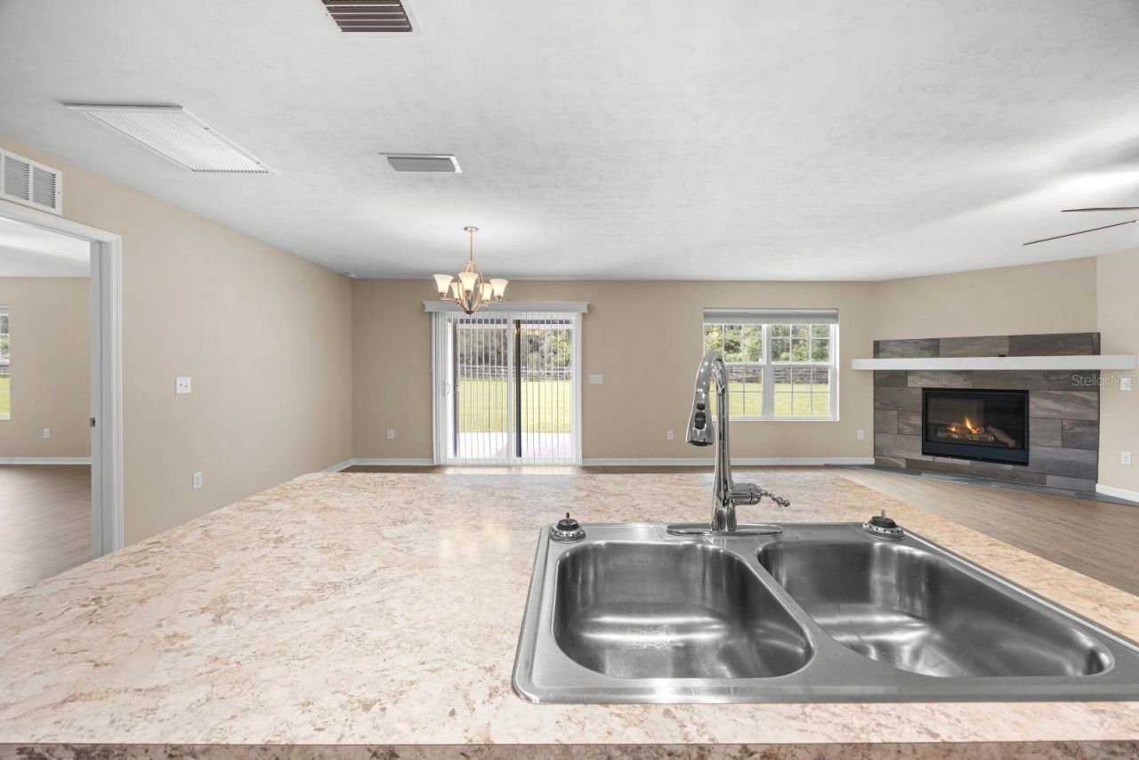 249 SW Pleasant Hill Glen, Fort White, FL 32038 Photo