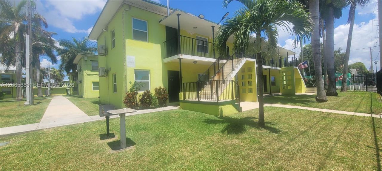 6760 NE Ne 2nd Ave, Unit 1, Miami, FL 33138 Photo