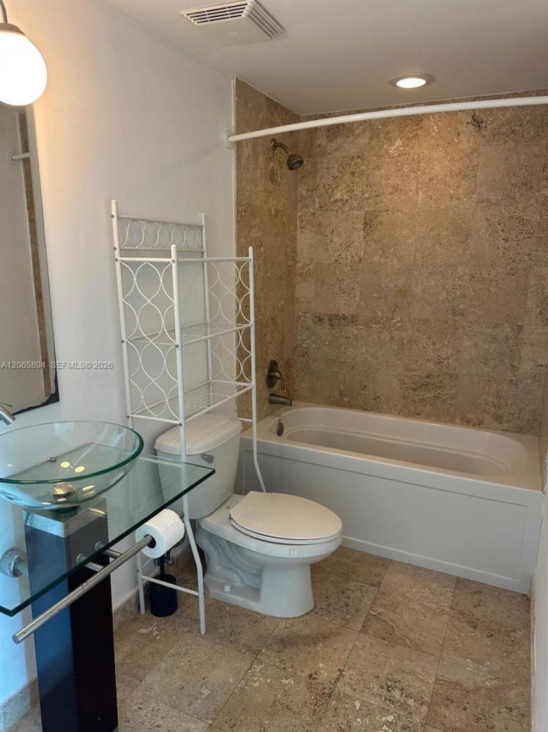 350 S Miami Ave , Unit 2913, Miami, FL 33130 Photo