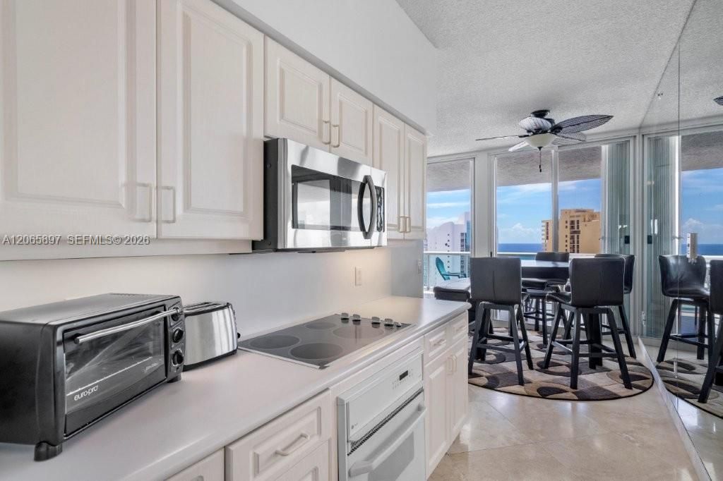16400 Collins Ave , Unit 2842, Sunny Isles Beach, FL 33160 Photo