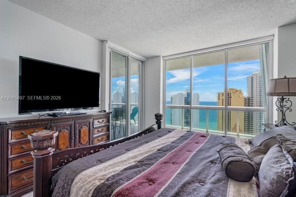16400 Collins Ave , Unit 2842, Sunny Isles Beach, FL 33160 Photo