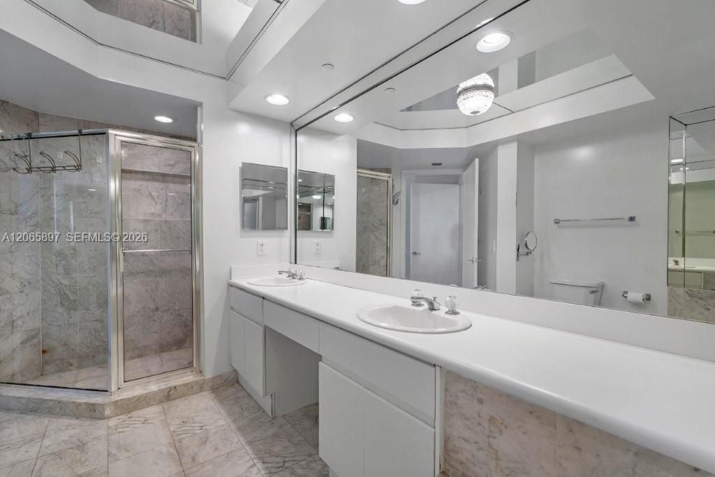 16400 Collins Ave , Unit 2842, Sunny Isles Beach, FL 33160 Photo