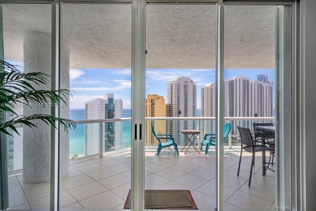 16400 Collins Ave , Unit 2842, Sunny Isles Beach, FL 33160 Photo