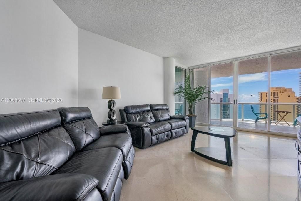 16400 Collins Ave , Unit 2842, Sunny Isles Beach, FL 33160 Photo