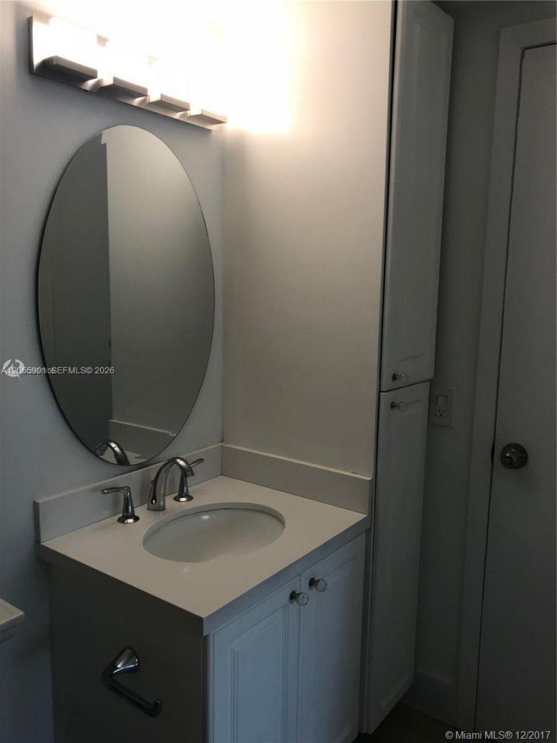 Please Call For Address, Unit 9C, Key Biscayne, FL 33149 Photo