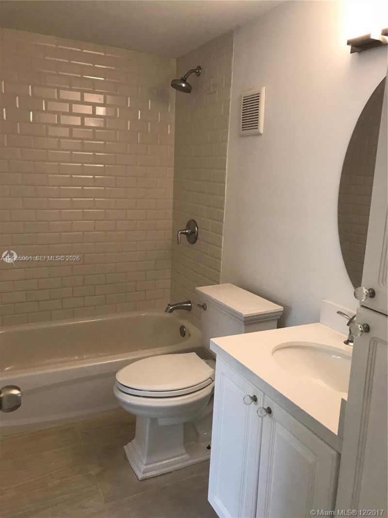 Please Call For Address, Unit 9C, Key Biscayne, FL 33149 Photo