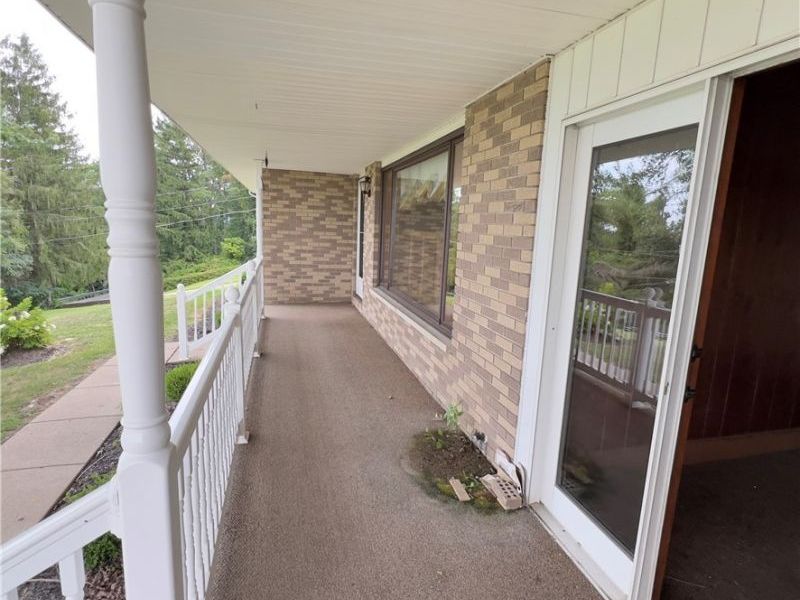 57380 Hospital Road, Bellaire, OH 43906 Photo 9
