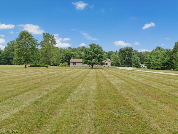 7915 Kennard Road, Lodi, OH 44254