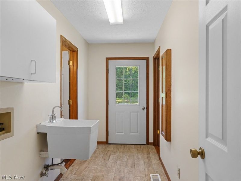 7915 Kennard Road, Lodi, OH 44254 Photo 28