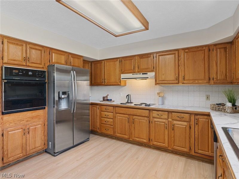 7915 Kennard Road, Lodi, OH 44254 Photo 36