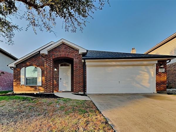 405 Hackberry Drive, Fate, TX 75087